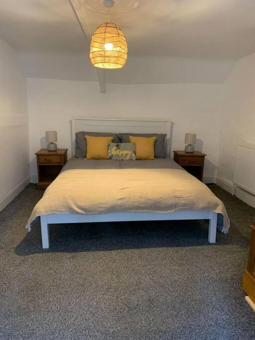 Bryndegwel In Saint Dogmaels, Cardigan- River Views, Free Parking Buitenkant foto