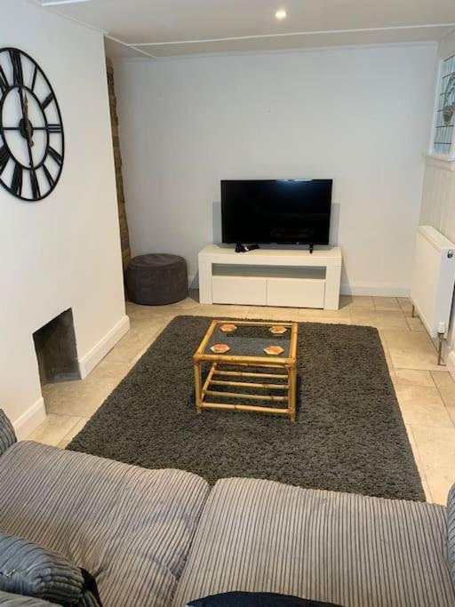 Bryndegwel In Saint Dogmaels, Cardigan- River Views, Free Parking Buitenkant foto